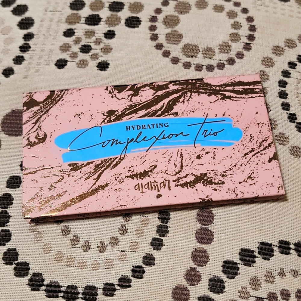 Alamar Hydrating Complexion Trio